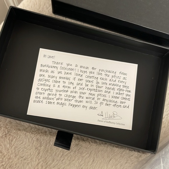 NWT Buffbunny Game Changer Wallet - Picture 5 of 10